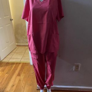 Scrubs – Fuchsia Pink
